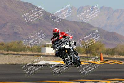 media/Nov-06-2022-SoCal Trackdays (Sun) [[208d2ccc26]]/Turn 14 (930am)/